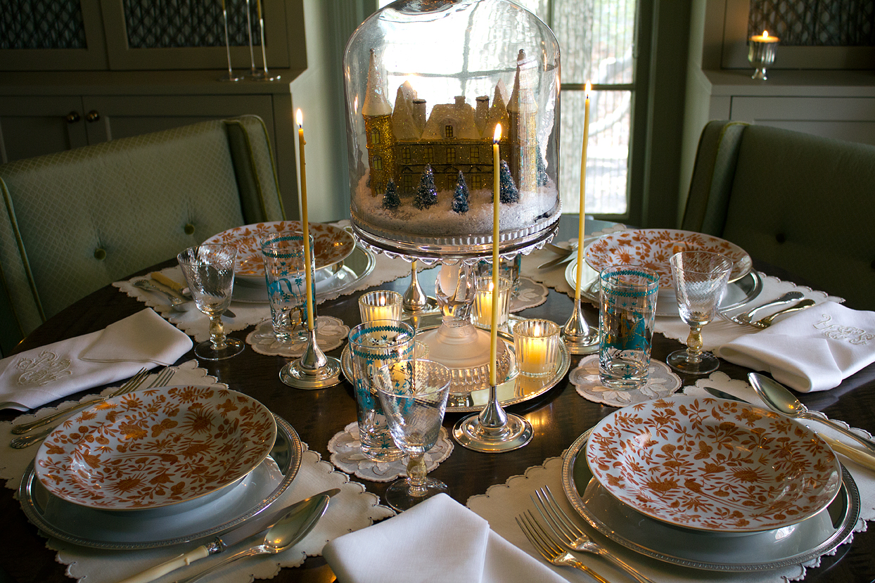 (above) I photographed this five hours before the guests were to arrive, taking advantage of what little natural outdoor light there was.
